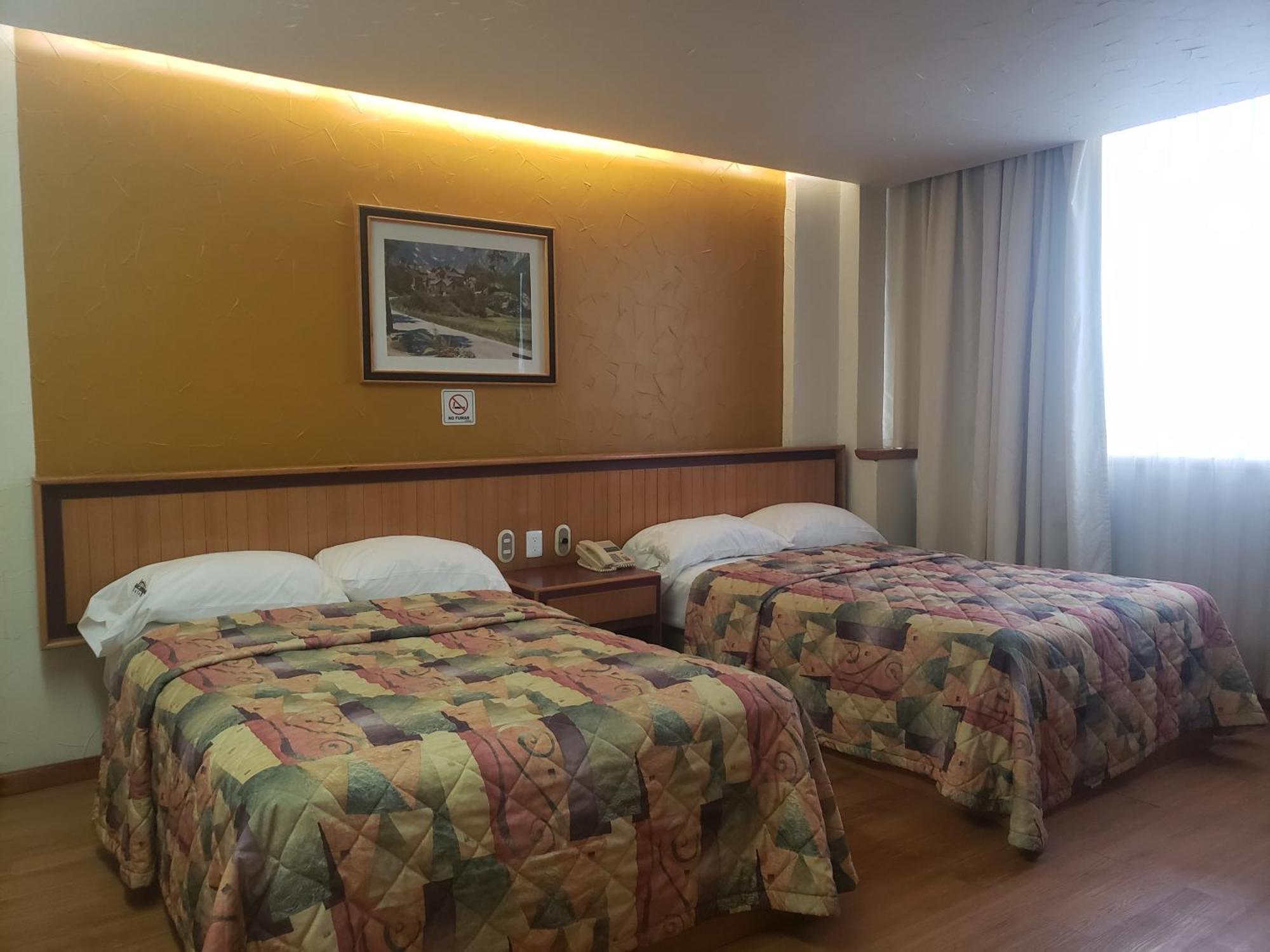 Hotel Alcampo Miranda Room photo