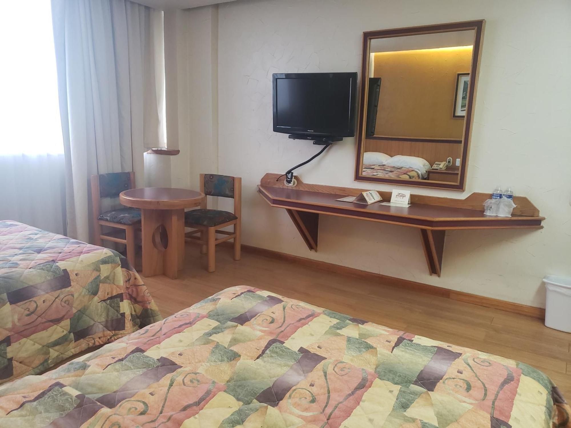 Hotel Alcampo Miranda Room photo