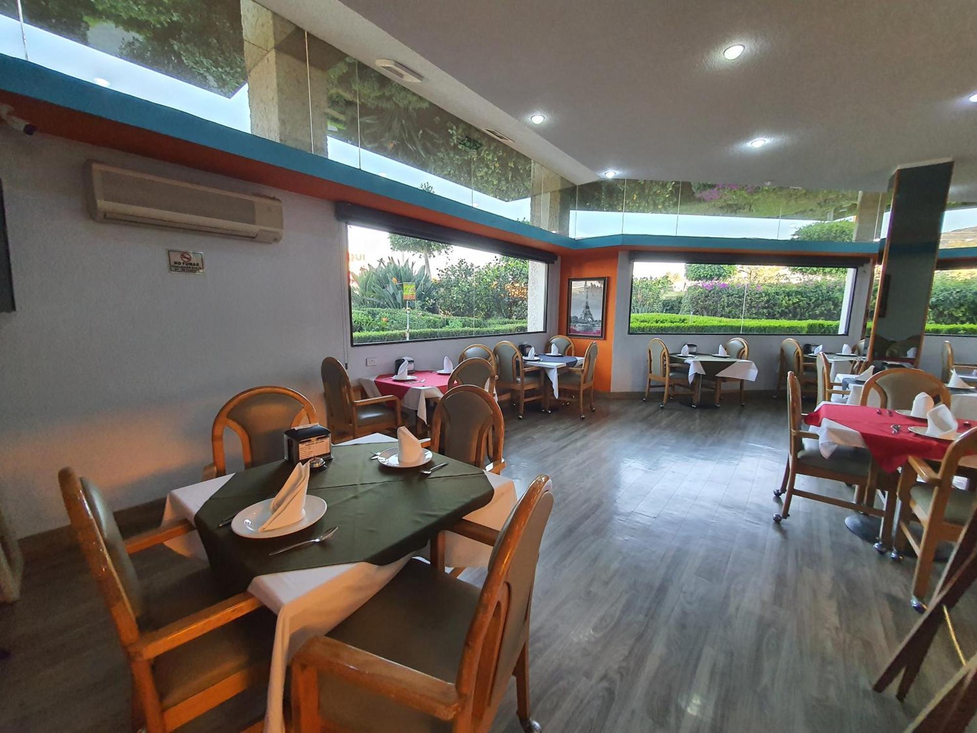 Hotel Alcampo Miranda Exterior photo